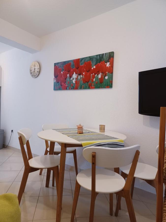 Altea Holidey Home With Jacuzzi And Free Parking ماكارسكا المظهر الخارجي الصورة